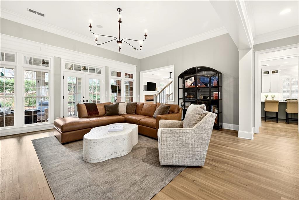 1168 Bellewood Square