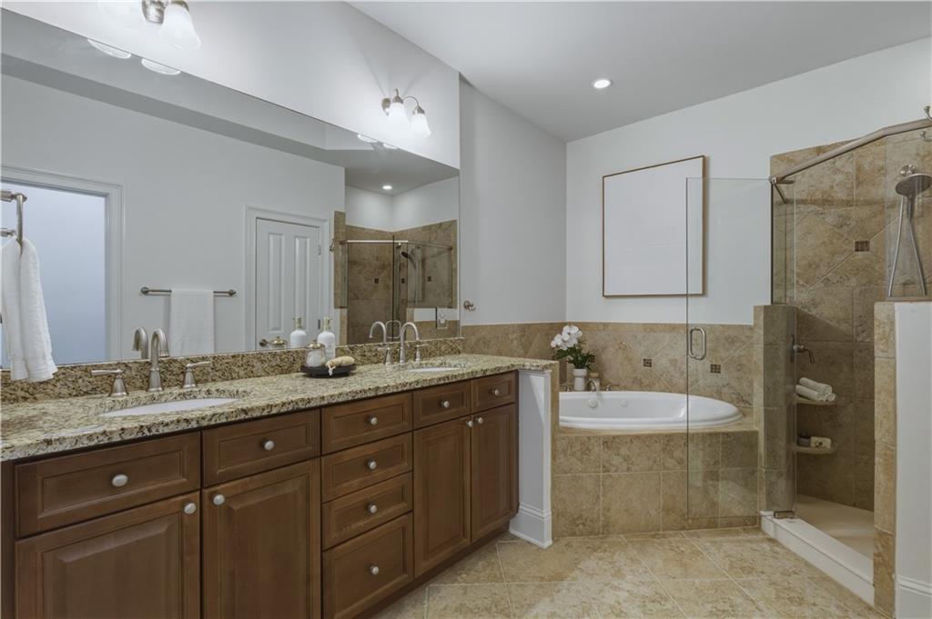 1279 Ashford Creek Park