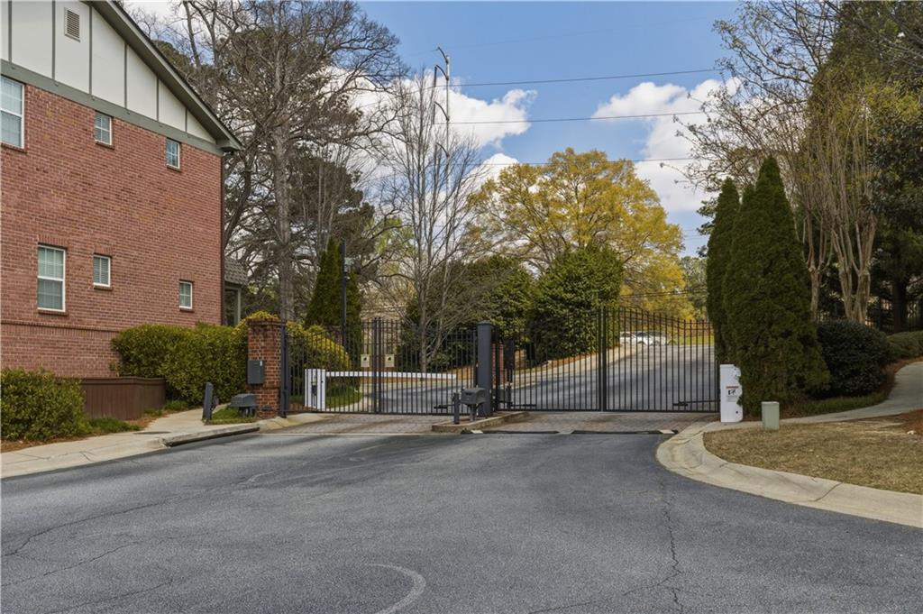 1279 Ashford Creek Park