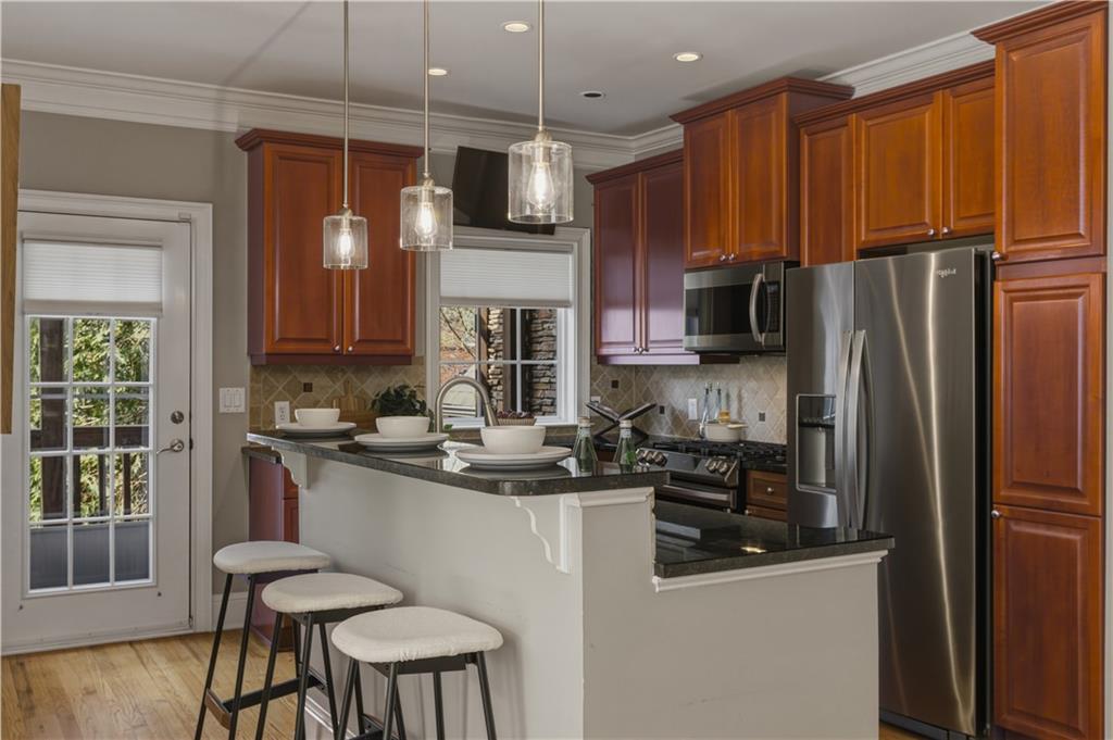 1279 Ashford Creek Park