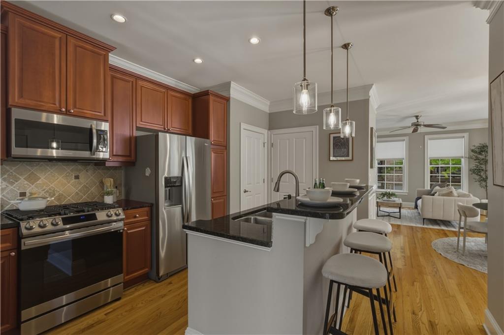 1279 Ashford Creek Park