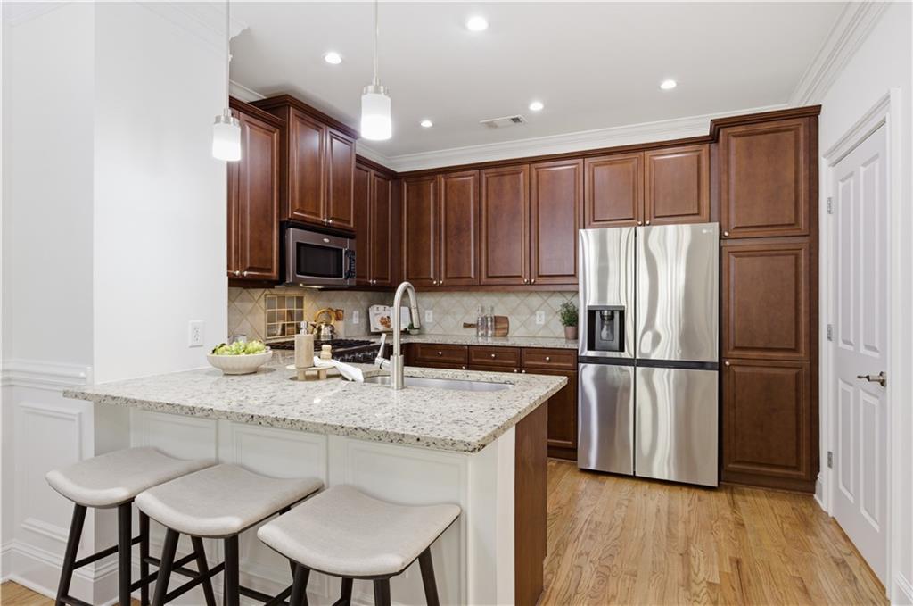 3709 Ashford Creek Hill NE