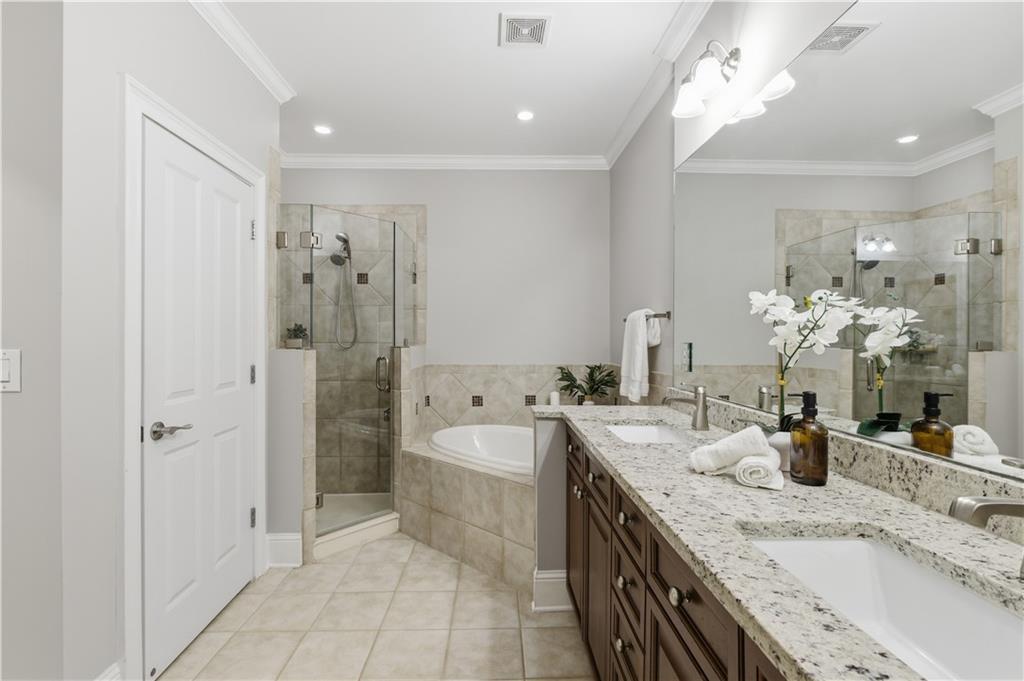 3709 Ashford Creek Hill NE