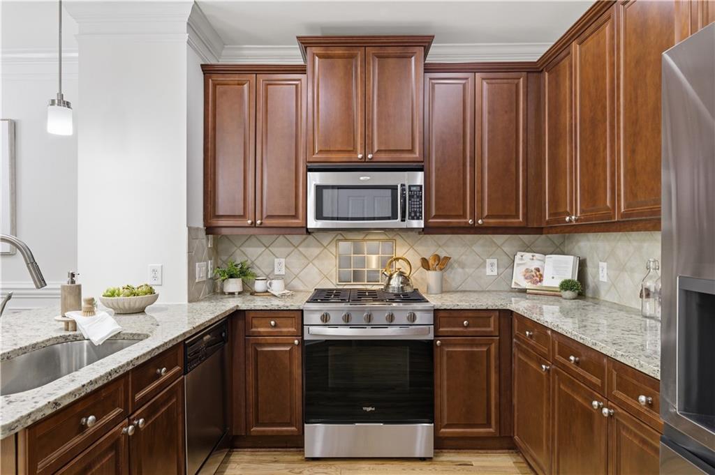 3709 Ashford Creek Hill NE