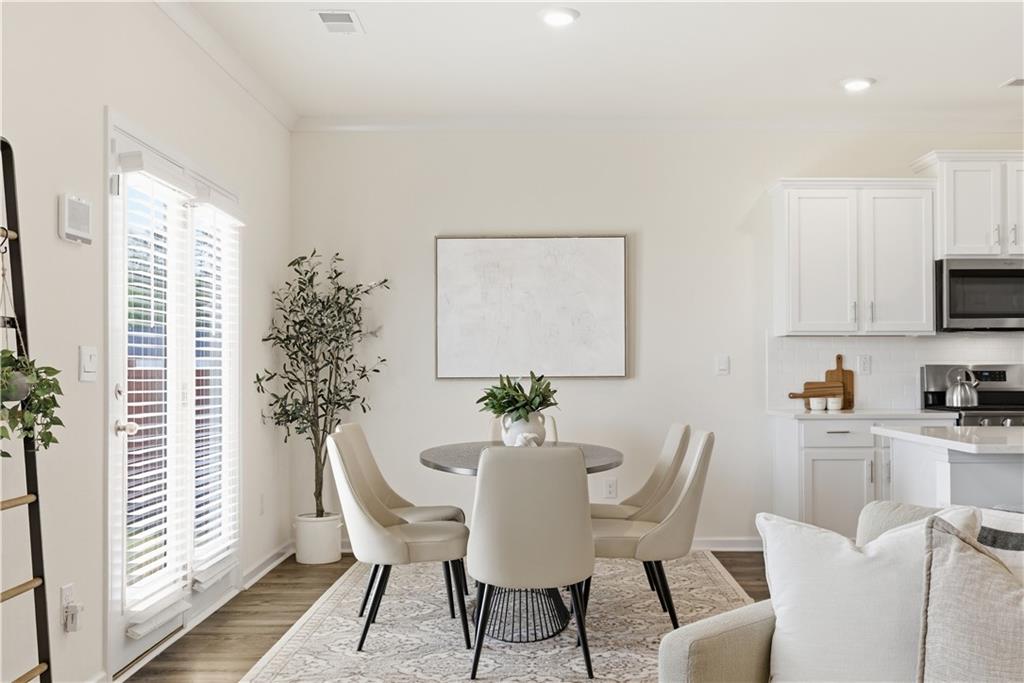 988 Blue Juniper Circle