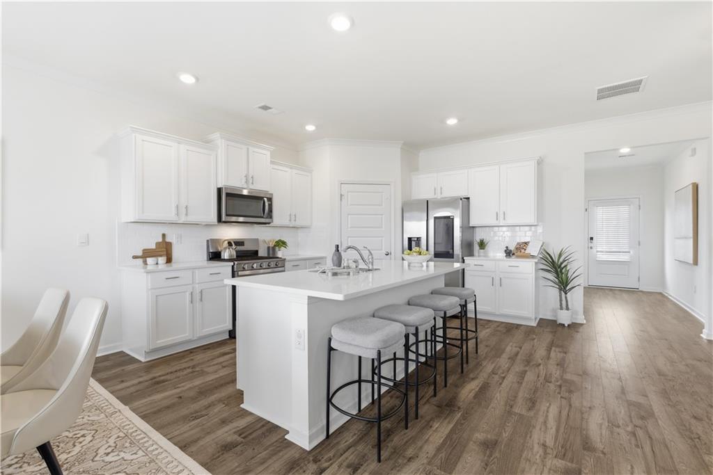 988 Blue Juniper Circle