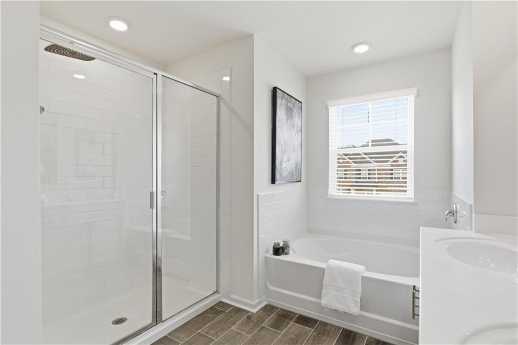 988 Blue Juniper Circle