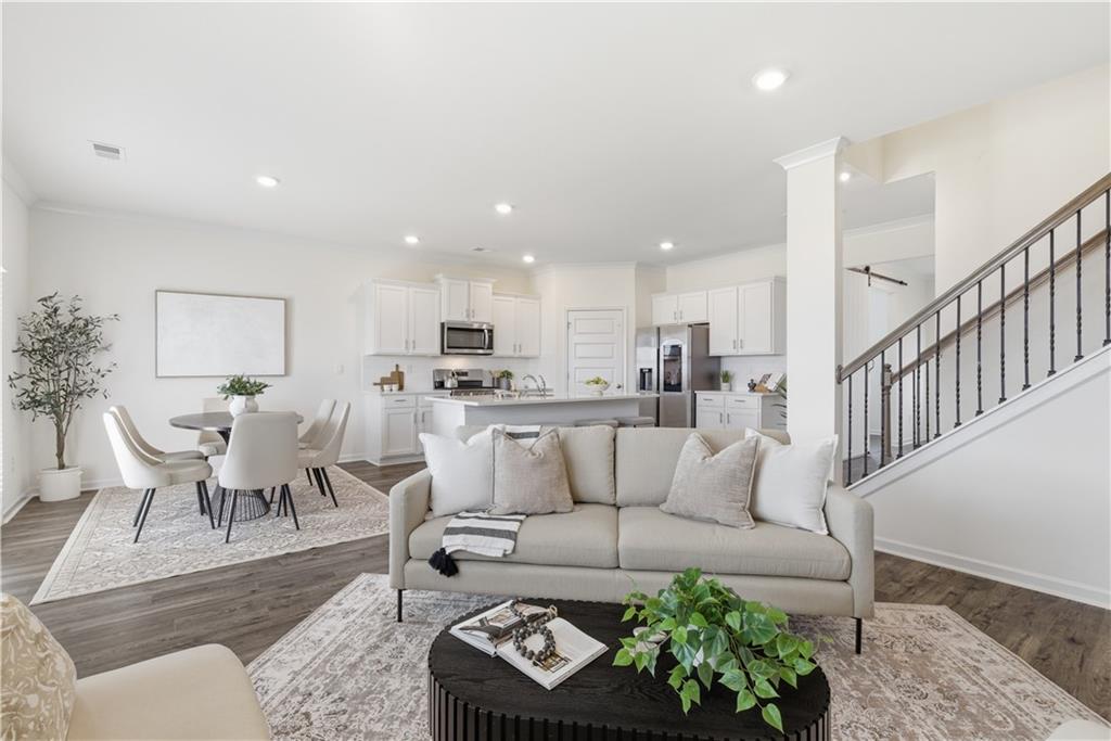 988 Blue Juniper Circle