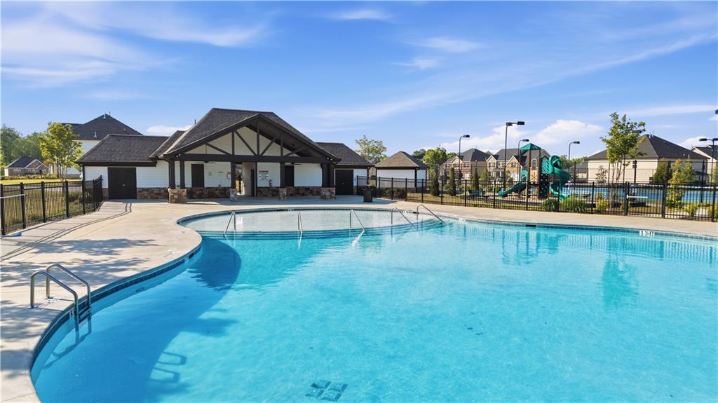 988 Blue Juniper Circle