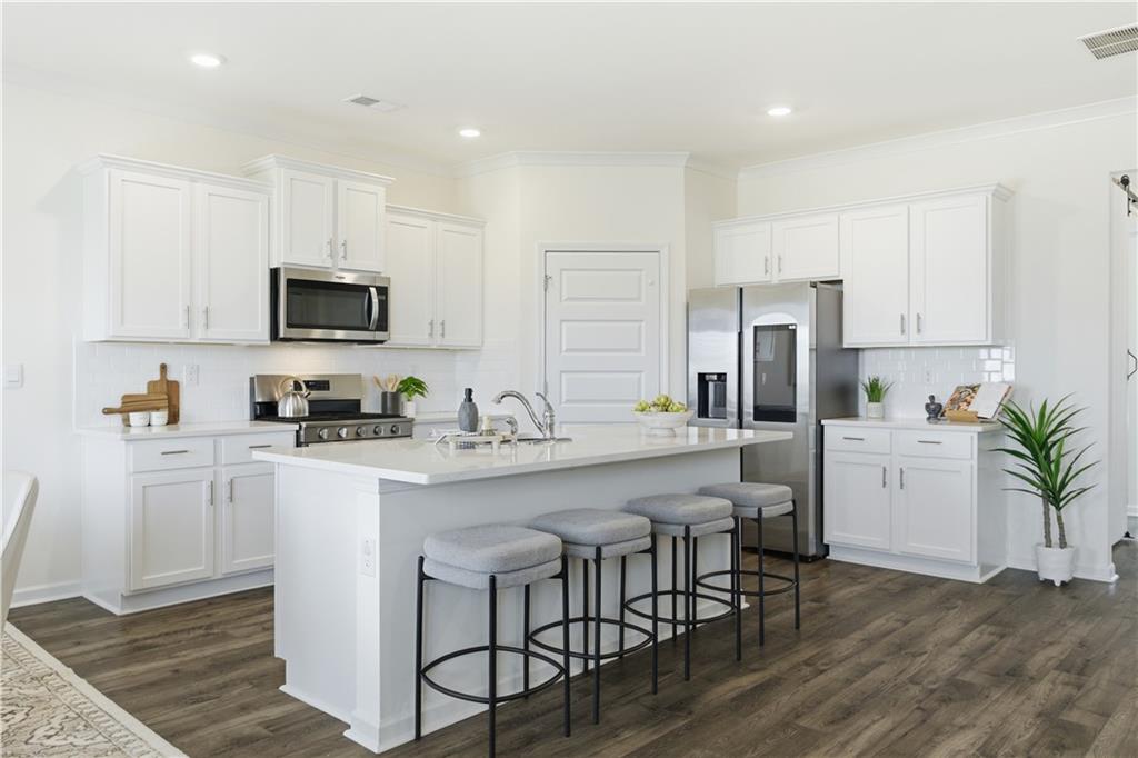 988 Blue Juniper Circle