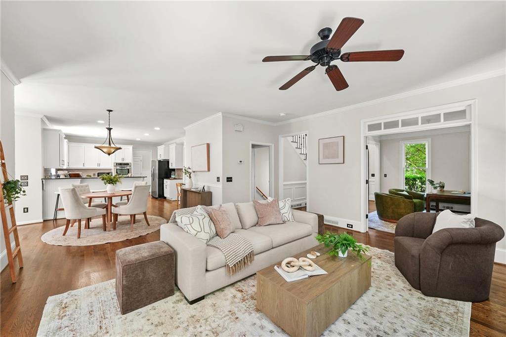 200 York Town Circle