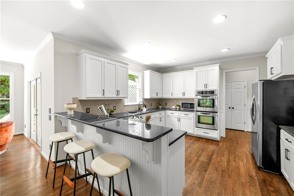 200 York Town Circle
