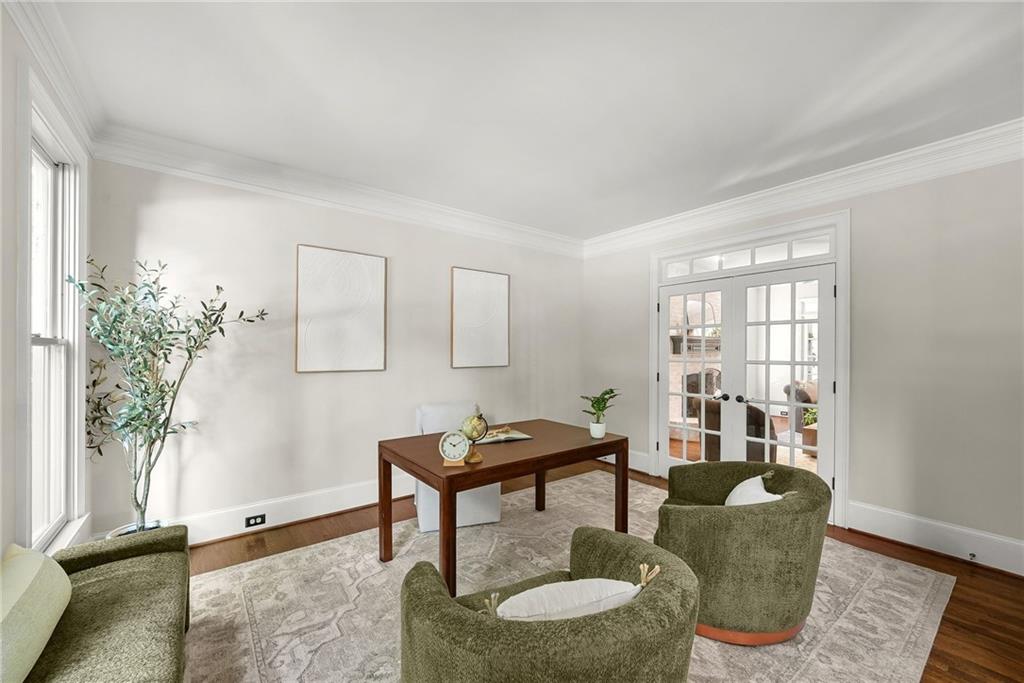 200 York Town Circle