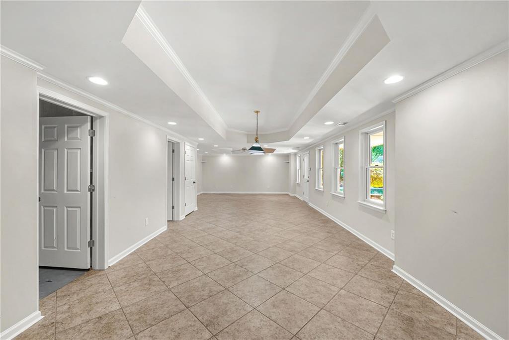 200 York Town Circle