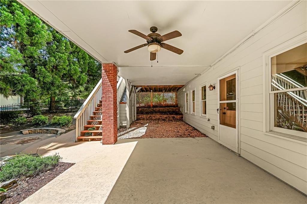 200 York Town Circle