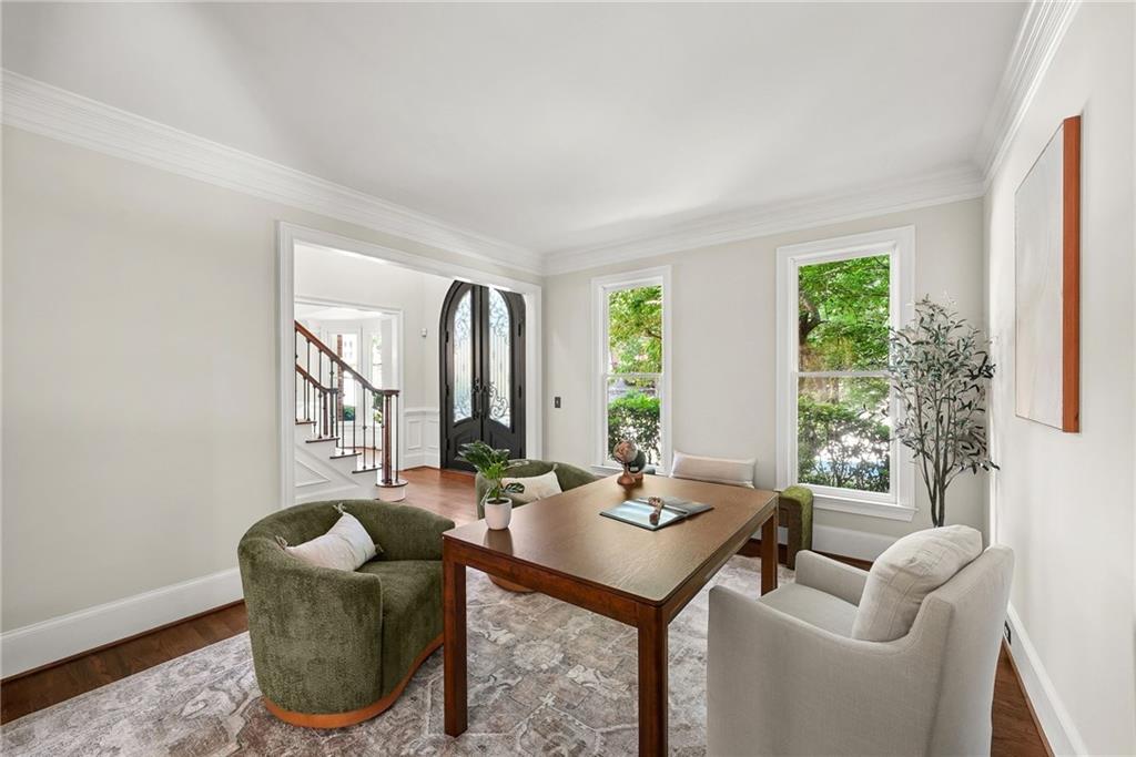 200 York Town Circle