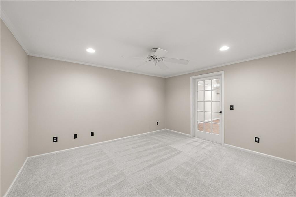 200 York Town Circle
