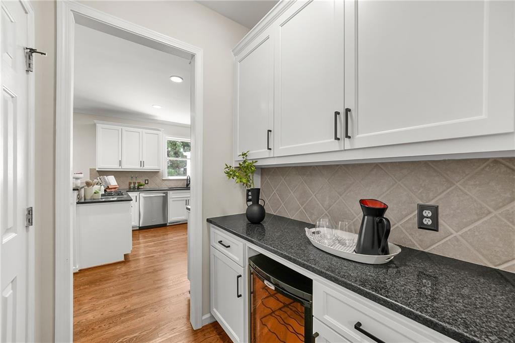 200 York Town Circle
