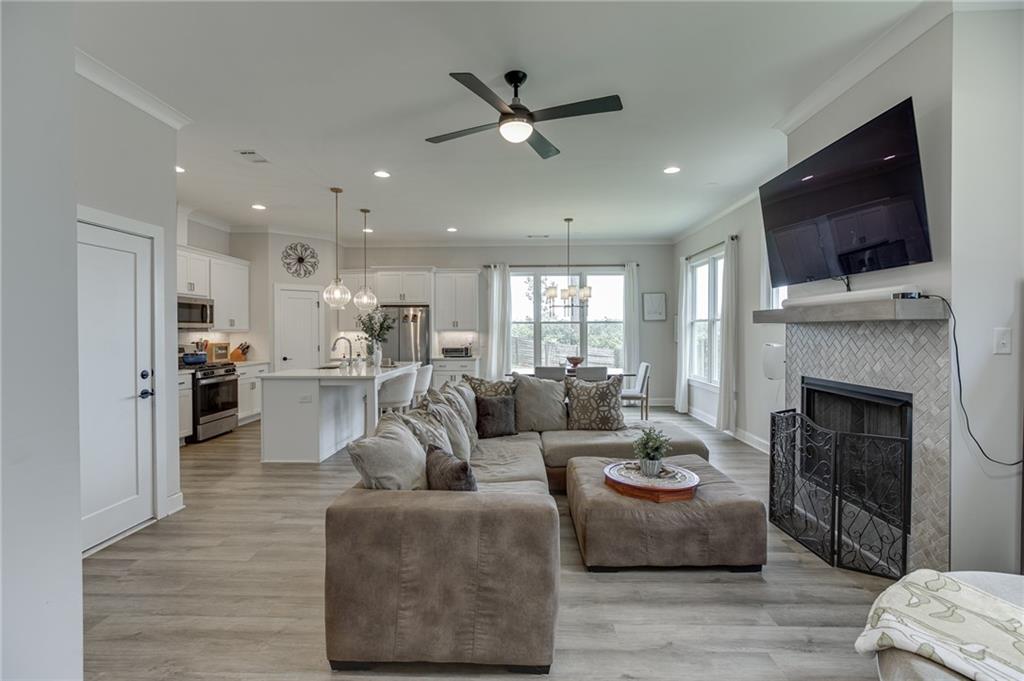 3546 Sandy Woods Lane
