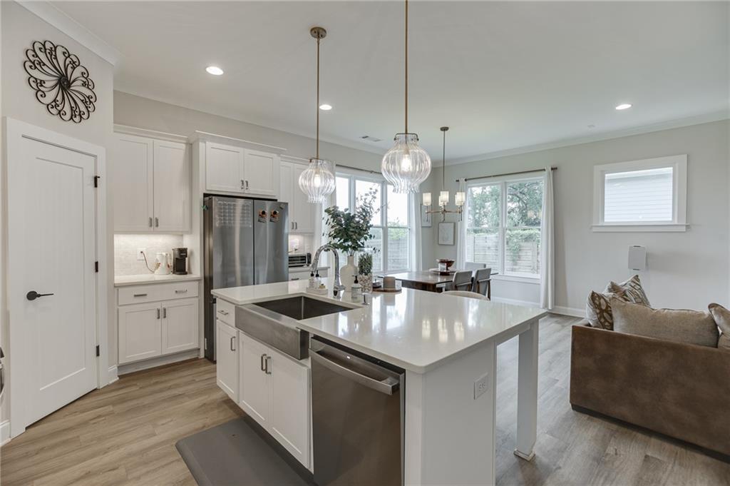 3546 Sandy Woods Lane