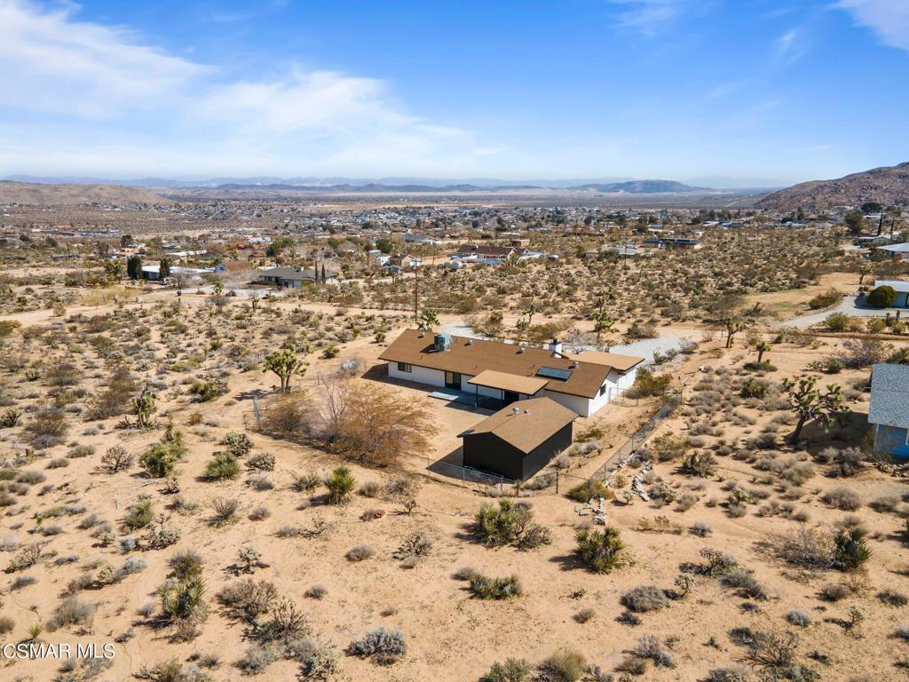 7060 Saddleback Road