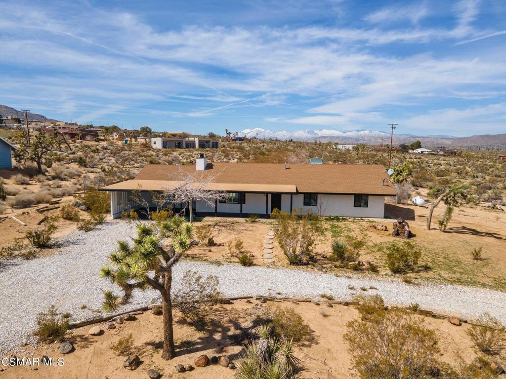 7060 Saddleback Road