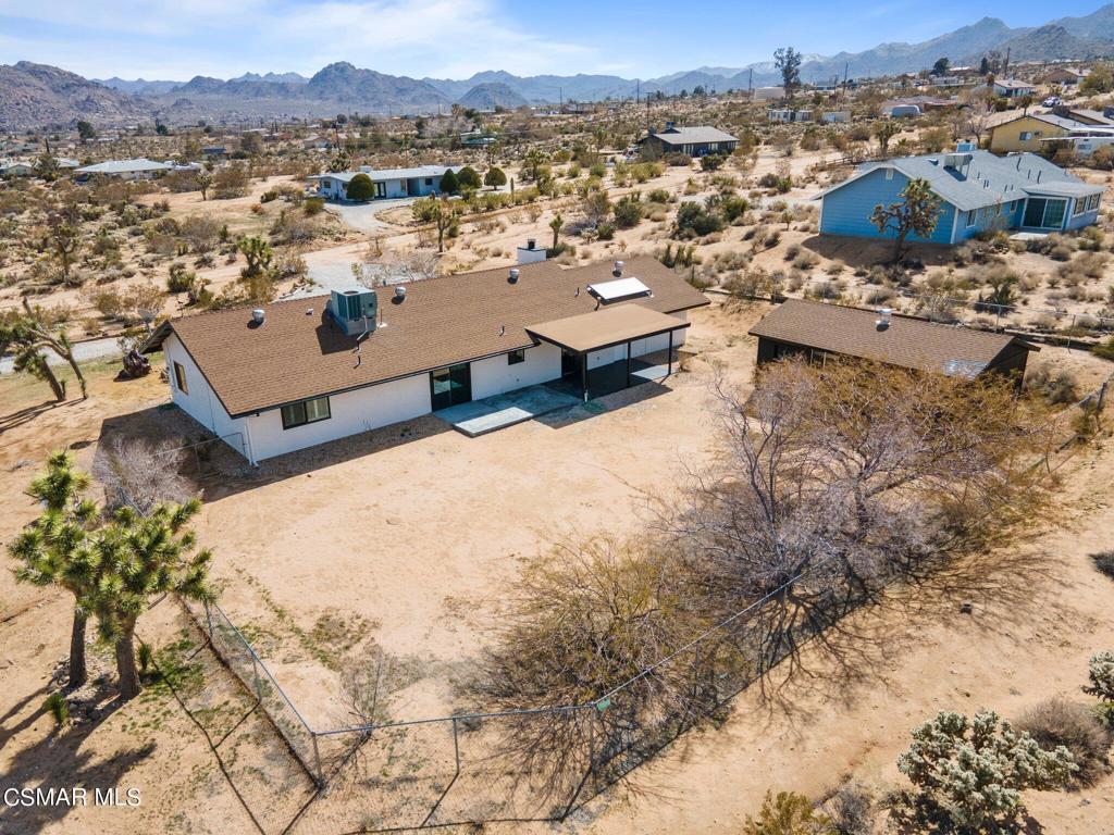 7060 Saddleback Road