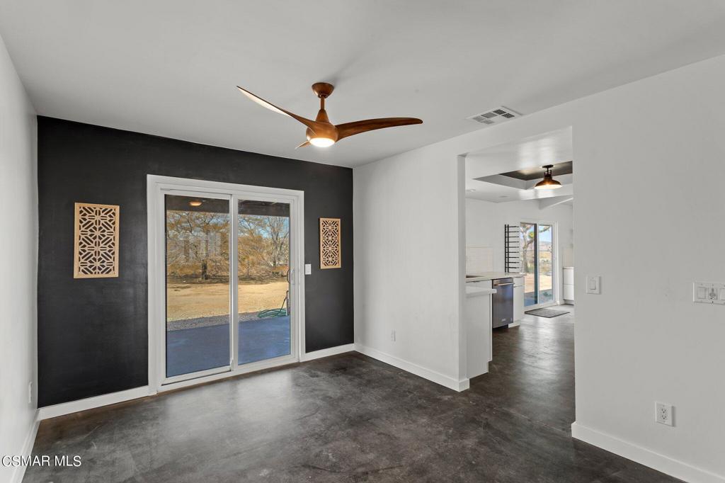 7060 Saddleback Road