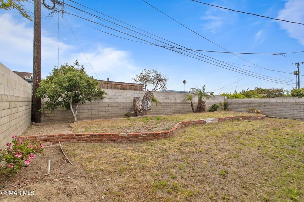 425 Simon Way