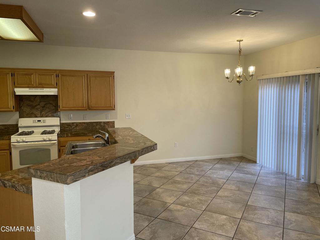 587 Hooper Avenue