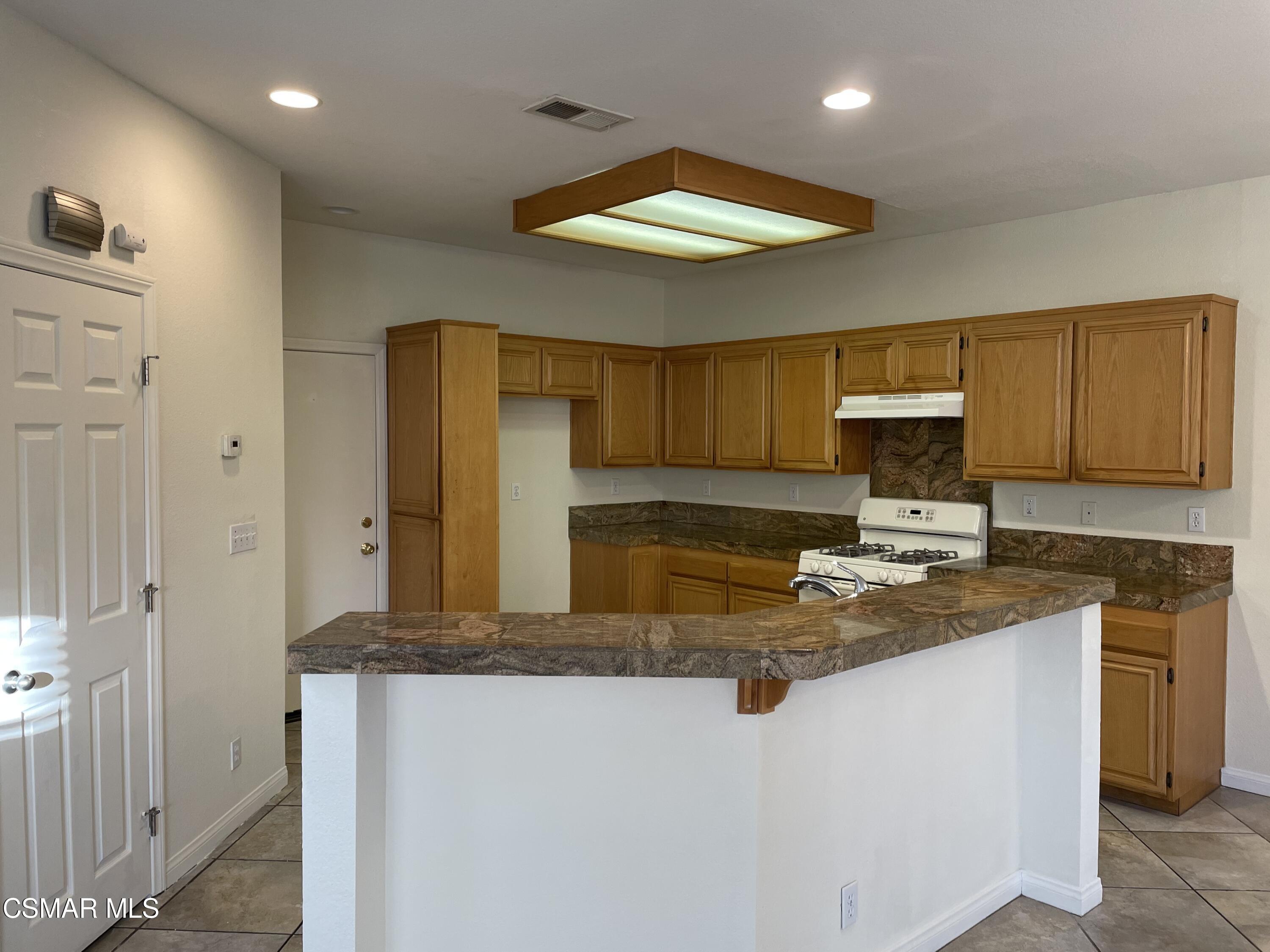 587 Hooper Avenue