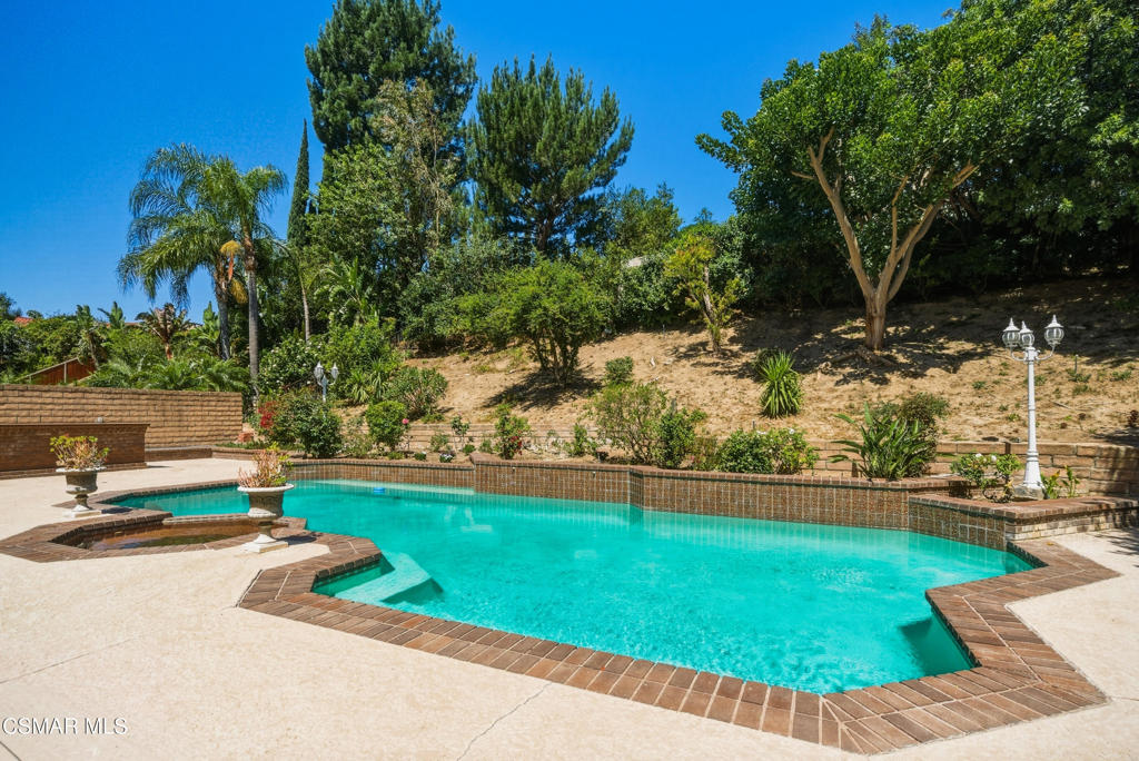 18935 Granada Circle