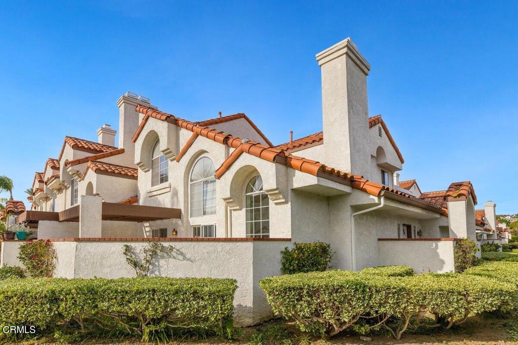 808 Calle Los Gatos