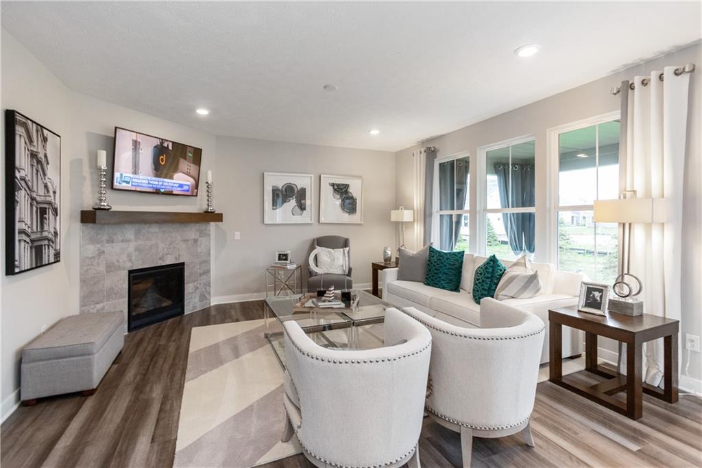 2185 Hengist Drive