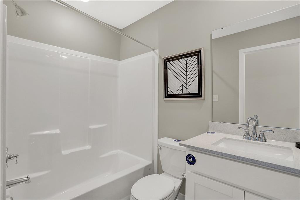 4869 Oak Hill Drive