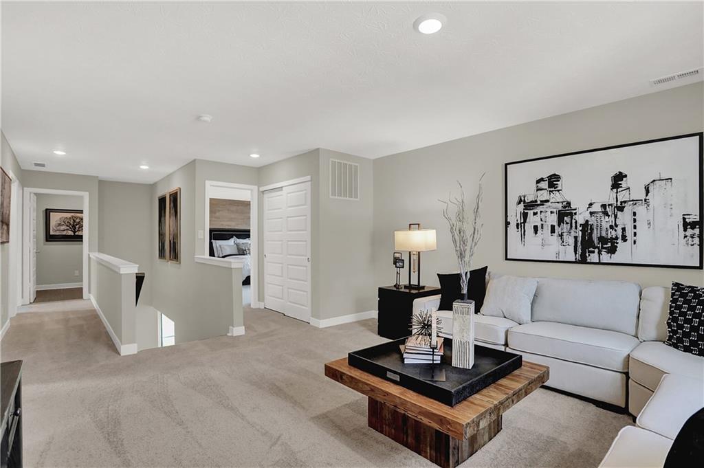 4869 Oak Hill Drive