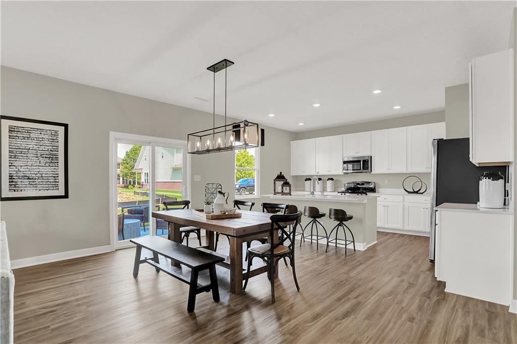 4869 Oak Hill Drive