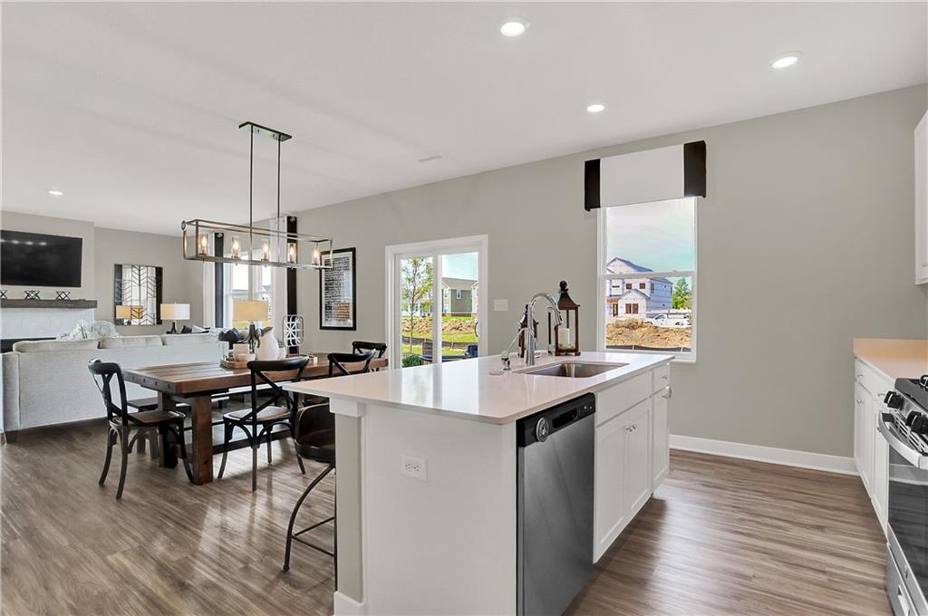 4869 Oak Hill Drive