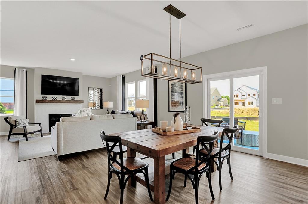 4869 Oak Hill Drive