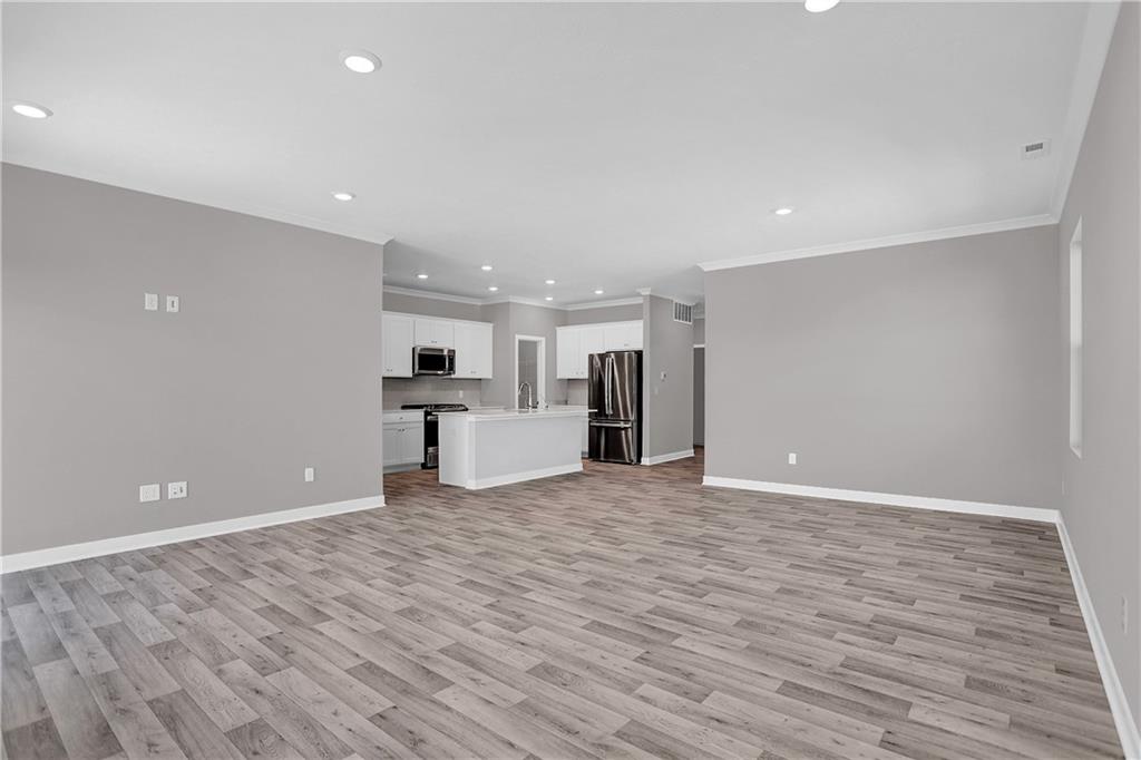 24 Lively Place