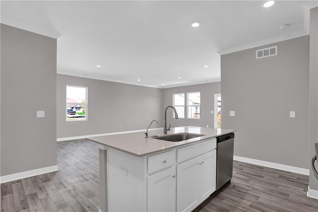 24 Lively Place