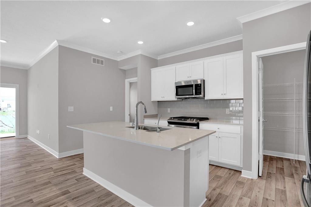 24 Lively Place
