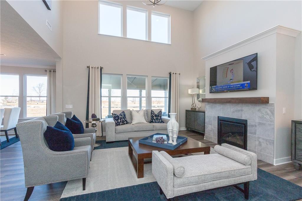 939 Edmonds Place