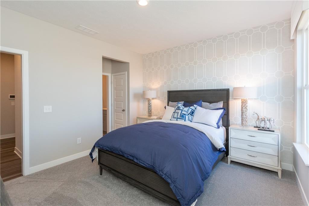 939 Edmonds Place