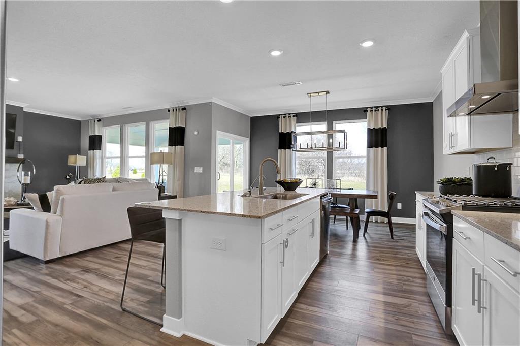 910 Barkston Lane