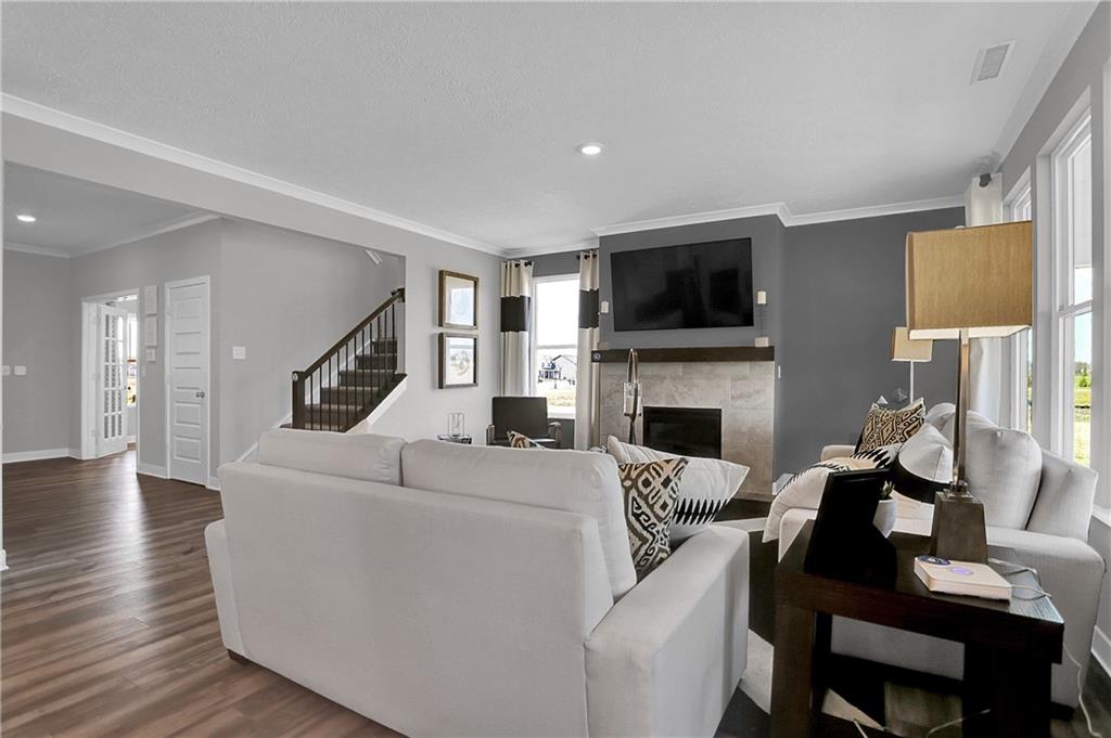 910 Barkston Lane