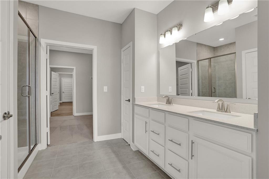 3088 Sharon Circle