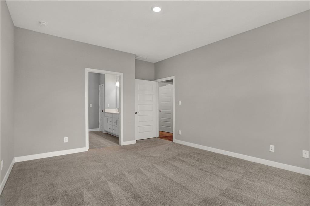 3088 Sharon Circle
