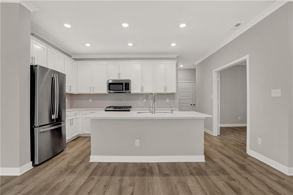 3088 Sharon Circle