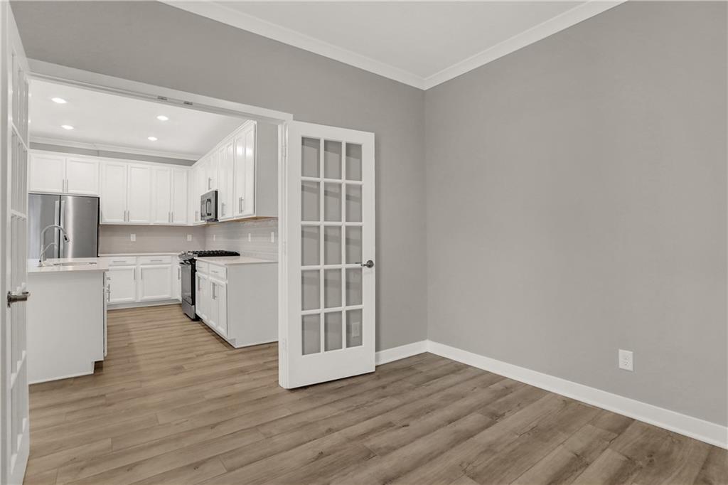 3088 Sharon Circle